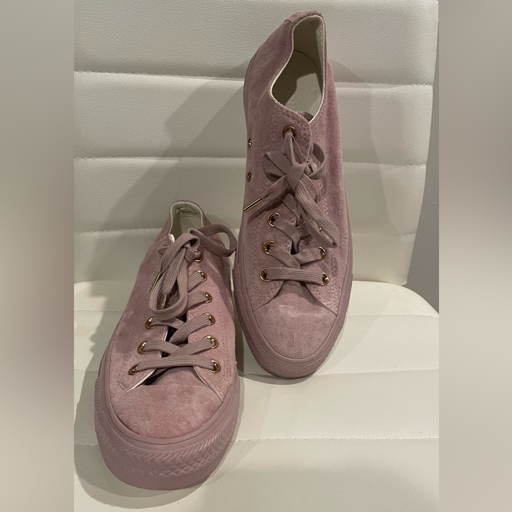 NWOB Converse All Star Sneakers